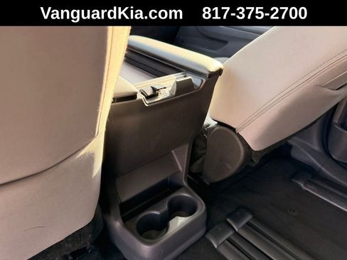 Used 2024 Toyota Sienna LE image 22