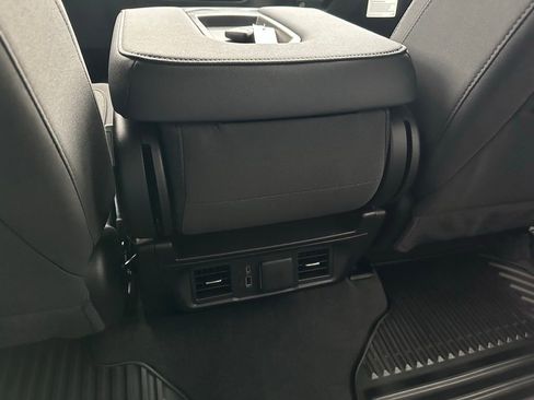 New 2026 Chevrolet Silverado 1500 LT image 21