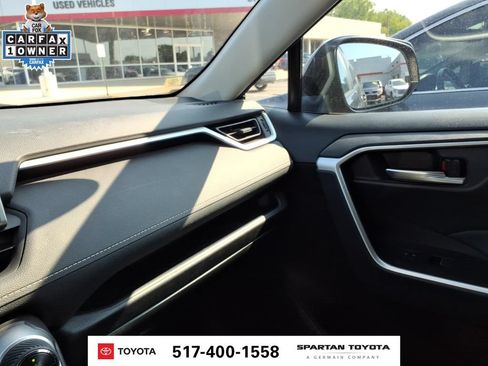 Used 2025 Toyota RAV4 XLE AWD/4WD image 21