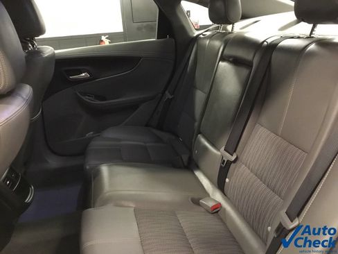 Used 2016 Chevrolet Impala LT FWD image 30