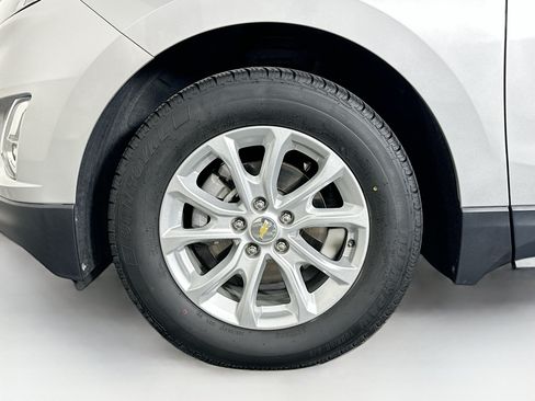 Used 2019 Chevrolet Equinox LT FWD image 11