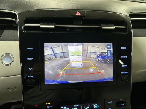 Certified 2023 Hyundai Tucson SEL w/ Convenience Package AWD/4WD image 16