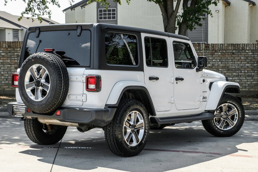 Used 2020 Jeep Wrangler Unlimited Sahara AWD/4WD image 16