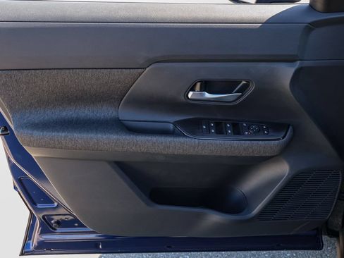 New 2026 Nissan Kicks SV FWD image 23