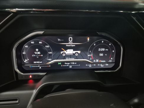 Used 2024 GMC Sierra 2500 AT4 w/ AT4 Preferred Package image 13