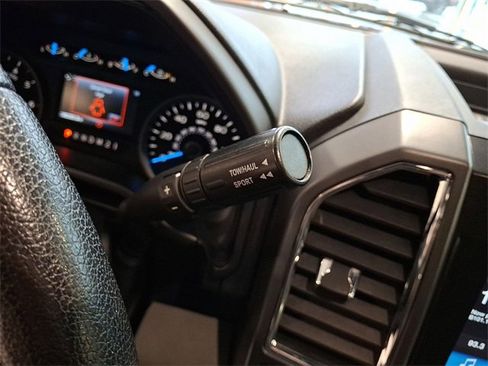 Used 2016 Ford F150 XLT w/ Equipment Group 302A Luxury image 14