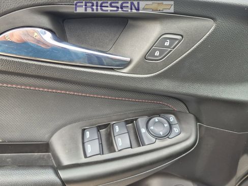 Used 2023 Chevrolet TrailBlazer RS w/ Sun and Liftgate Package image 10