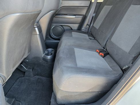 Used 2011 Jeep Compass 2WD image 8