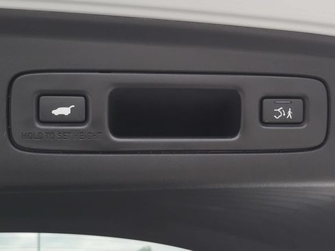 Used 2025 Acura ADX FWD image 10