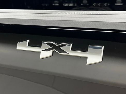 New 2026 GMC Sierra 1500 Elevation image 7