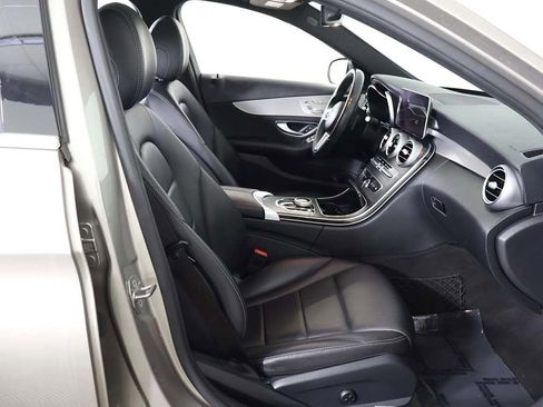 Used 2019 Mercedes-Benz C 300 4MATIC Sedan image 34