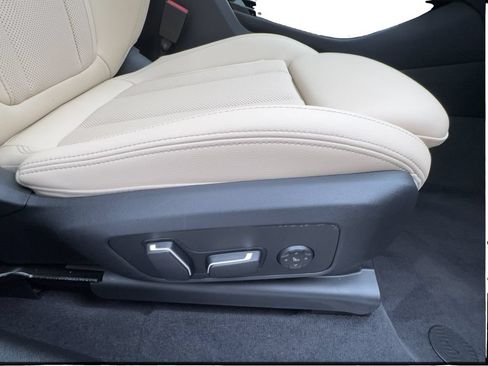 Used 2024 BMW X3 sDrive30i w/ Convenience Package w/ZPA RWD image 32