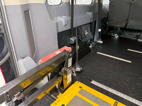 Used 2019 Ford Transit 350 XLT RWD image 89