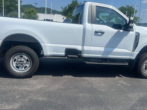 Used 2024 Ford F350 XL w/ Snow Plow Prep Package AWD/4WD image 5