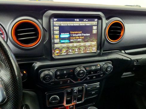 Used 2022 Jeep Gladiator Mojave w/ LED Lighting Group AWD/4WD image 17