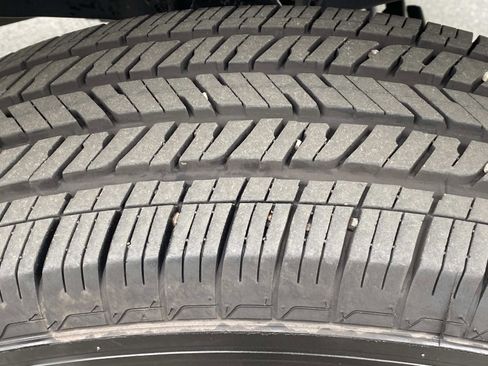 Certified 2022 Jeep Gladiator Overland image 16