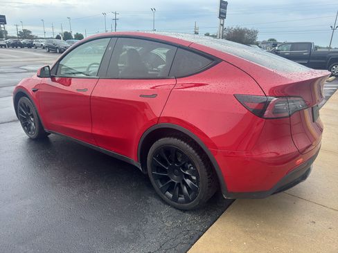 Used 2023 Tesla Model Y Long Range AWD/4WD image 15