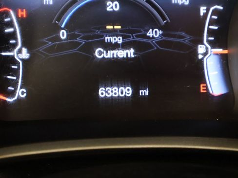 Used 2021 Jeep Compass Limited image 38