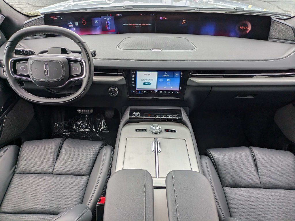New 2027 Lincoln Navigator Reserve w/ Jet Appearance Package RWD image 17