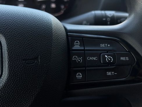 Used 2025 RAM ProMaster 2500 w/ Convenience Group image 31