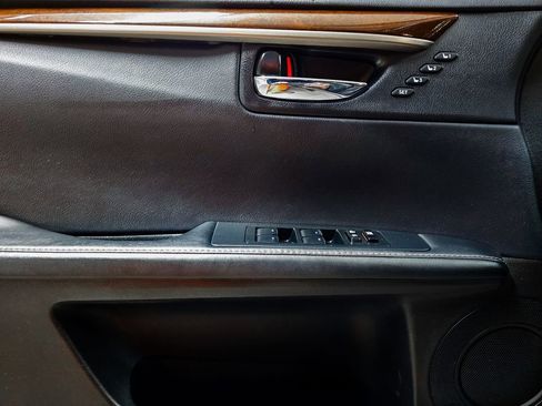 Used 2013 Lexus ES 350 image 17