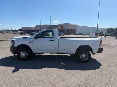 Used 2023 RAM 3500 Tradesman AWD/4WD image 3