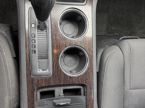 Used 2015 Chevrolet Traverse LT w/ Style and Technology Package image 11