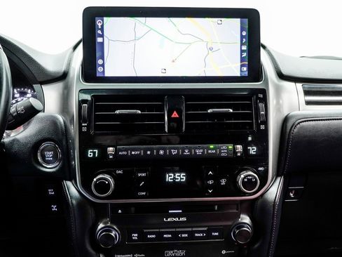Used 2023 Lexus GX 460 Luxury image 24