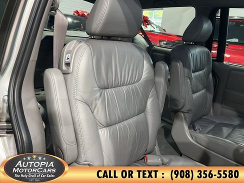 Used 2010 Honda Odyssey EX-L image 16