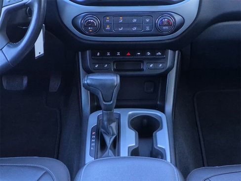 Used 2021 Chevrolet Colorado ZR2 w/ ZR2 Dusk Special Edition image 10