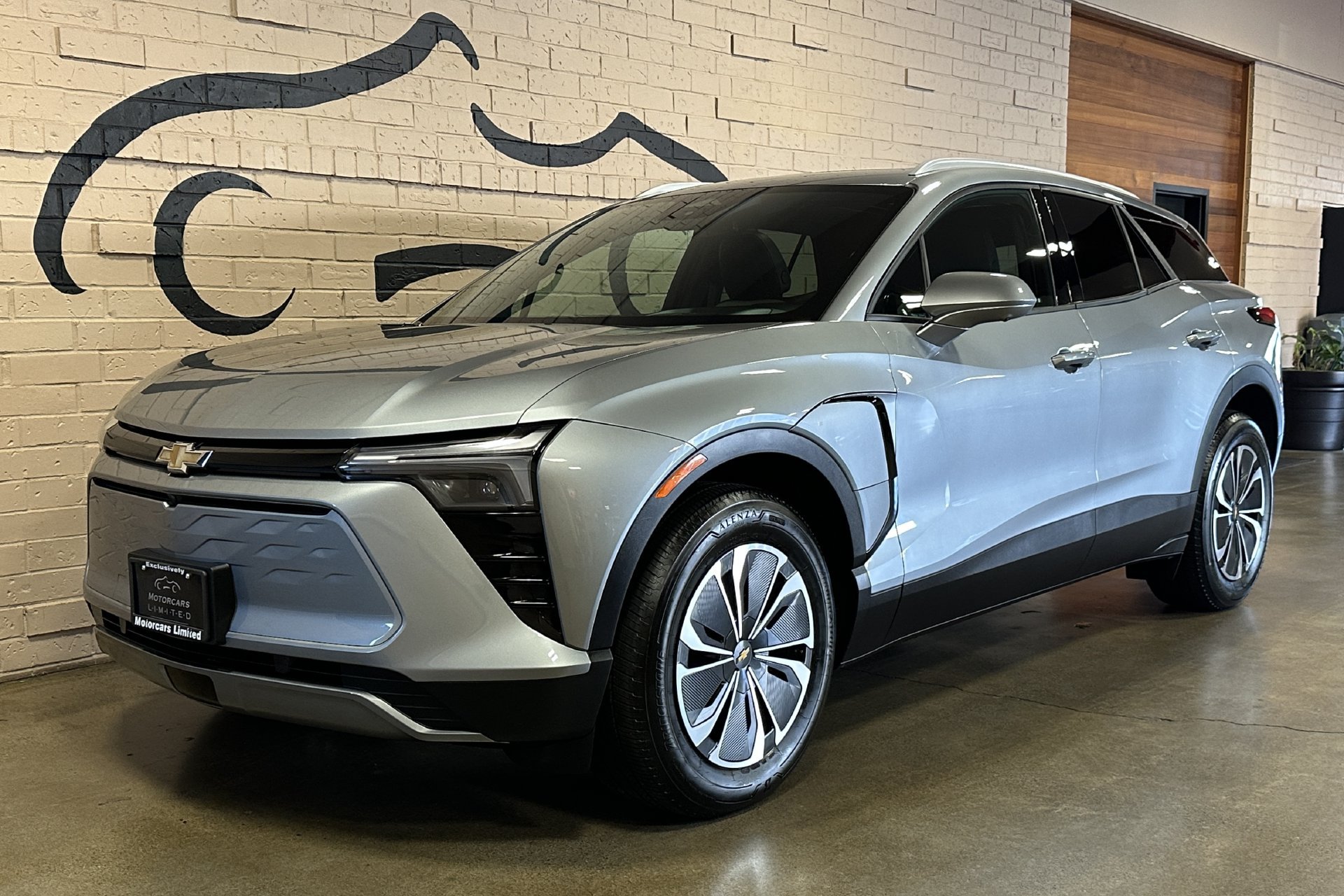 Used 2024 Chevrolet Blazer EV LT AWD/4WD image 10