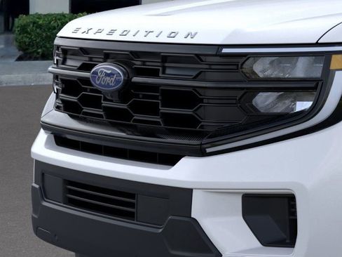 New 2026 Ford Expedition Max Active image 17