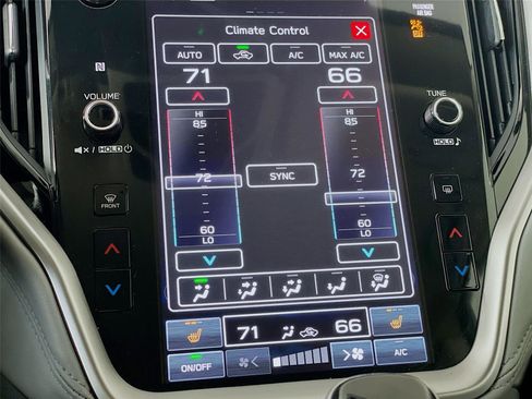 Used 2025 Subaru Outback Premium image 18