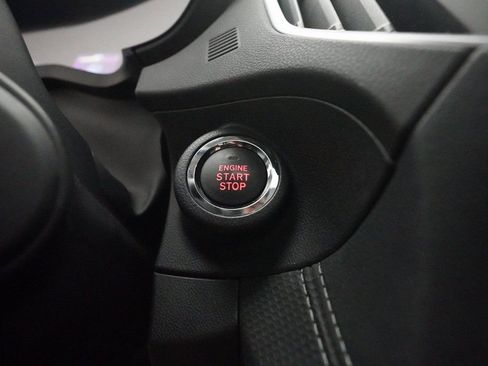 Used 2023 Subaru Forester Touring image 32