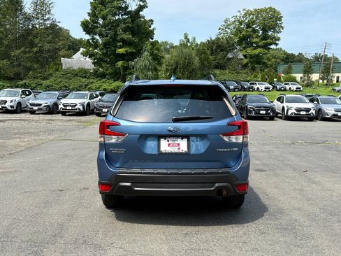Certified 2023 Subaru Forester Premium AWD/4WD image 5