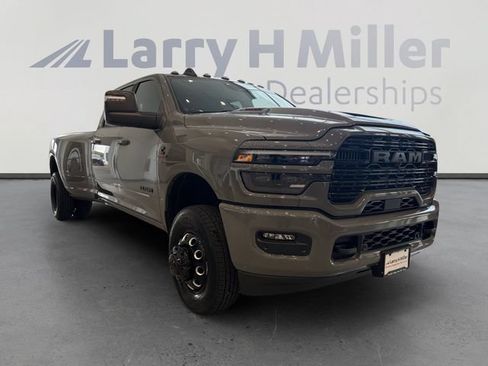 New 2026 RAM 3500 Laramie w/ Night Edition AWD/4WD image 7