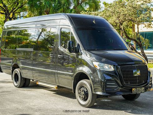 Used 2019 Mercedes-Benz Sprinter 4x4 170 image 12