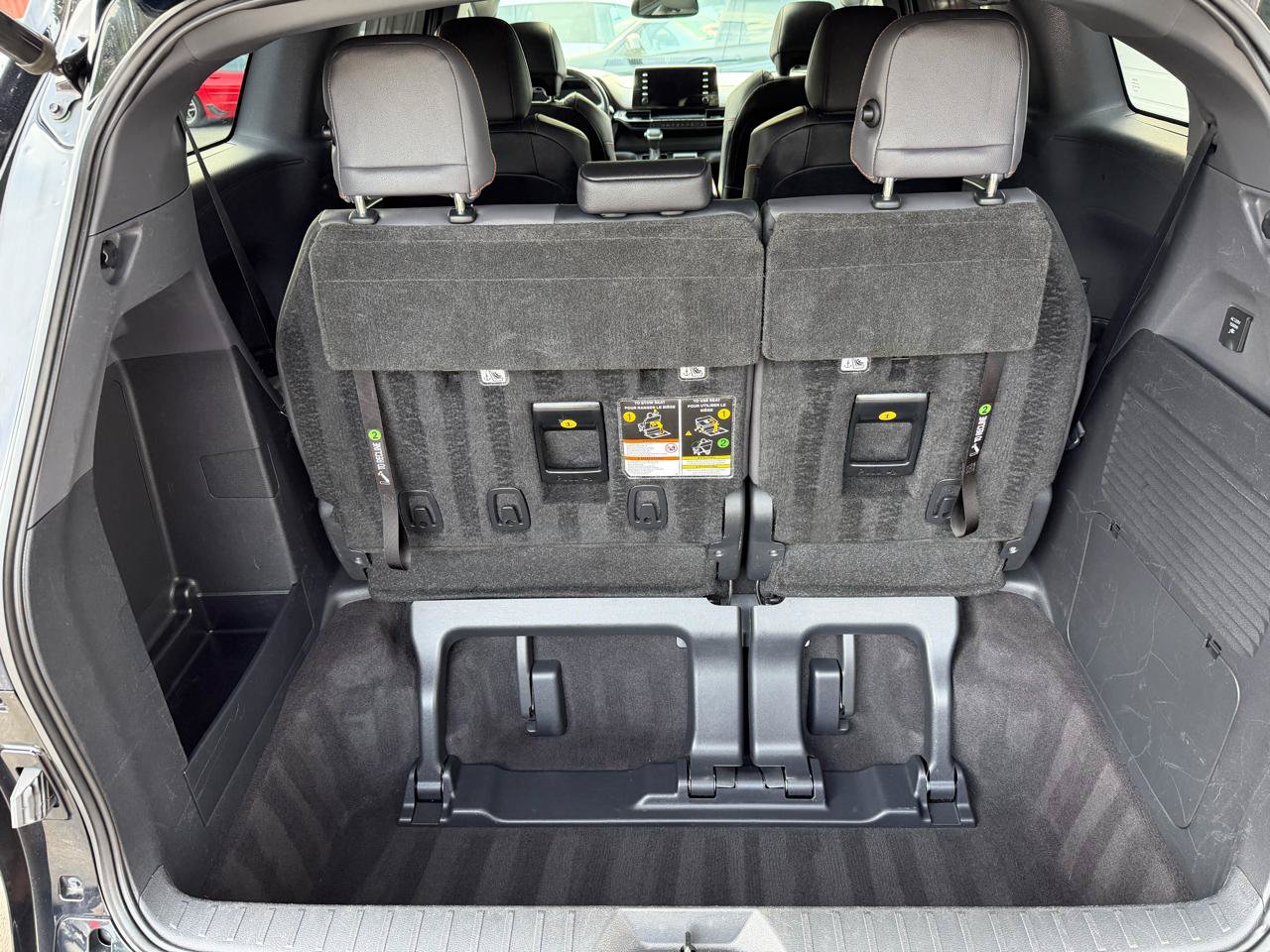 Used 2021 Toyota Sienna XSE w/ XSE Plus Package AWD/4WD image 15