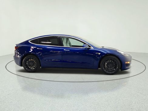 Used 2020 Tesla Model 3 Long Range AWD/4WD image 4