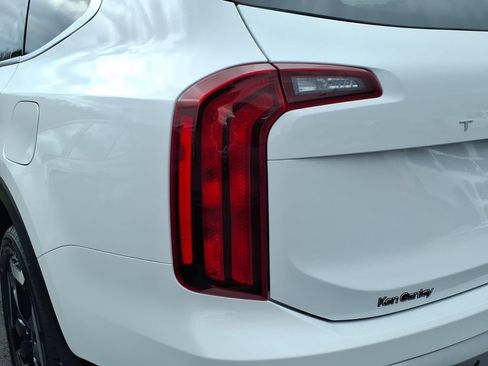 Used 2024 Kia Telluride S w/ S Sunroof Package image 10