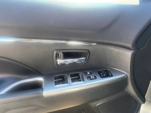 Used 2024 Mitsubishi Outlander Sport SE AWD/4WD image 13