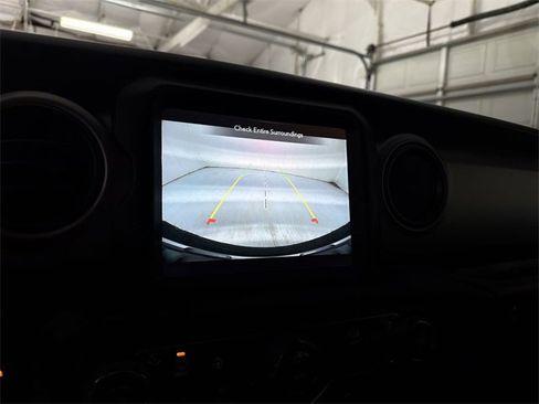 Used 2021 Jeep Wrangler Sport image 25