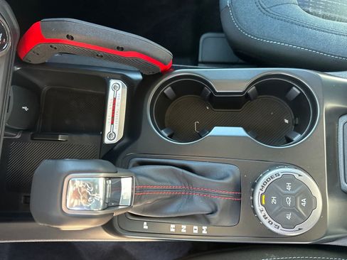 New 2025 Ford Bronco Heritage Edition image 24