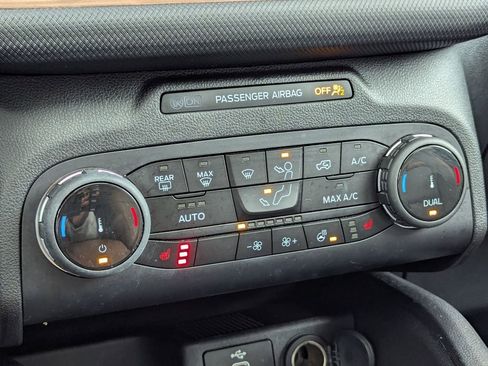 Used 2023 Ford Bronco Sport Outer Banks w/ Tech Package image 20