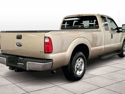 Used 2011 Ford F250 XLT w/ Camper Pkg image 11