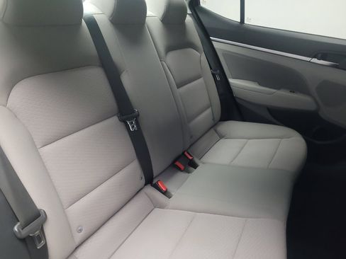 Used 2020 Hyundai Elantra SEL FWD image 19