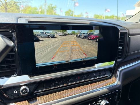 Used 2023 GMC Sierra 1500 SLE w/ LPO, GMC Protection Package AWD/4WD image 26