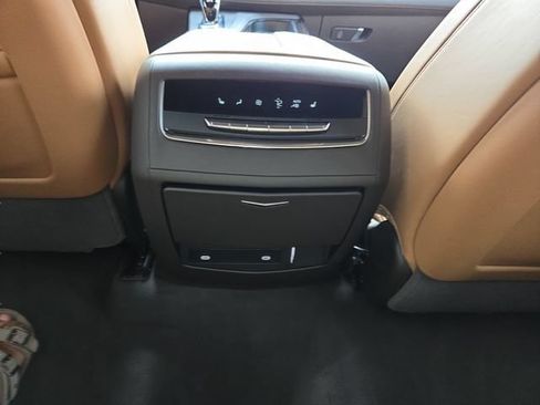Certified 2024 Cadillac Escalade Premium Luxury AWD/4WD image 11