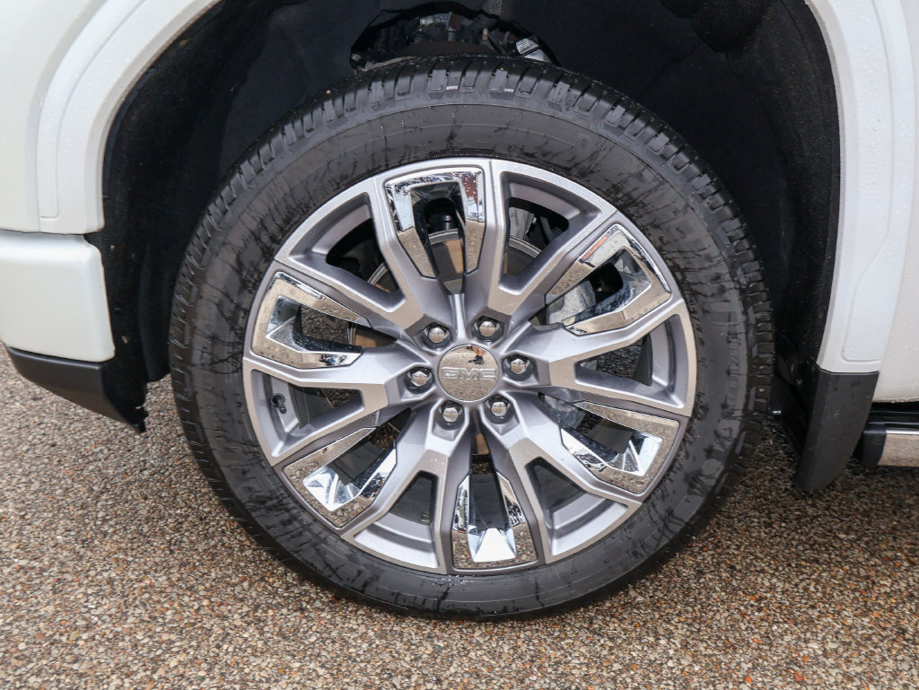 Used 2025 GMC Sierra 1500 Denali AWD/4WD image 37