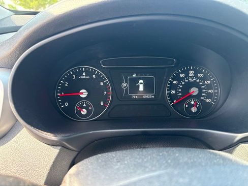 Used 2017 Kia Sorento FWD w/ LX Convenience Package image 14